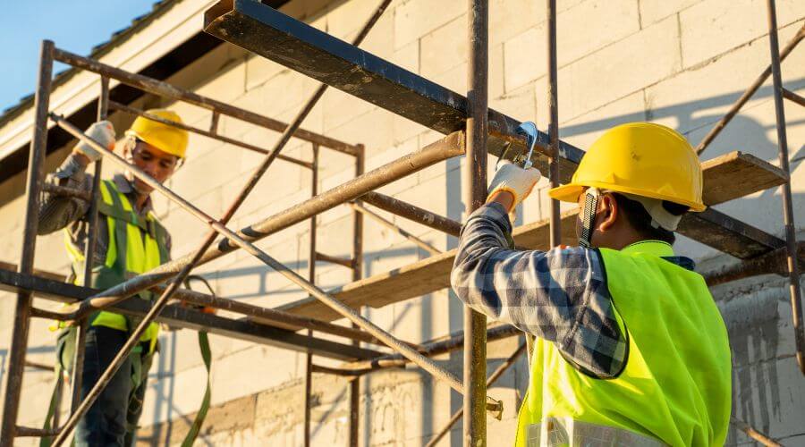 Professional gutter cleaning in Mooers, NY